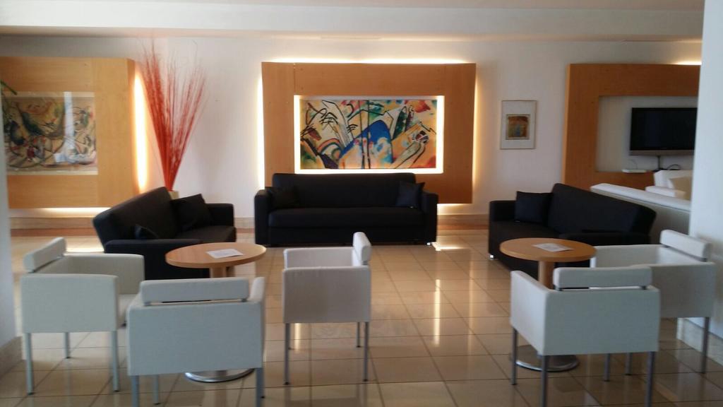 Hotel Planet Arezzo Exterior foto